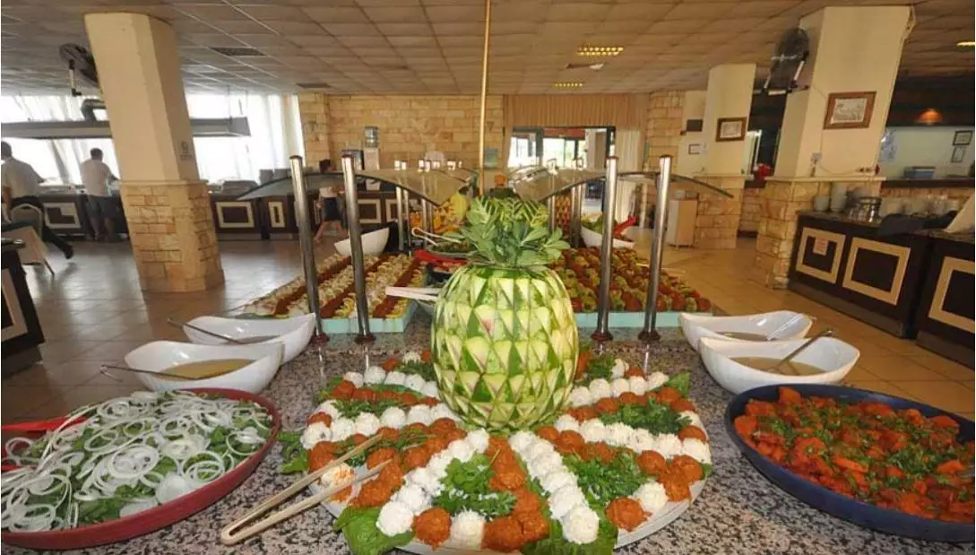 کلاب پینتا مارماریس